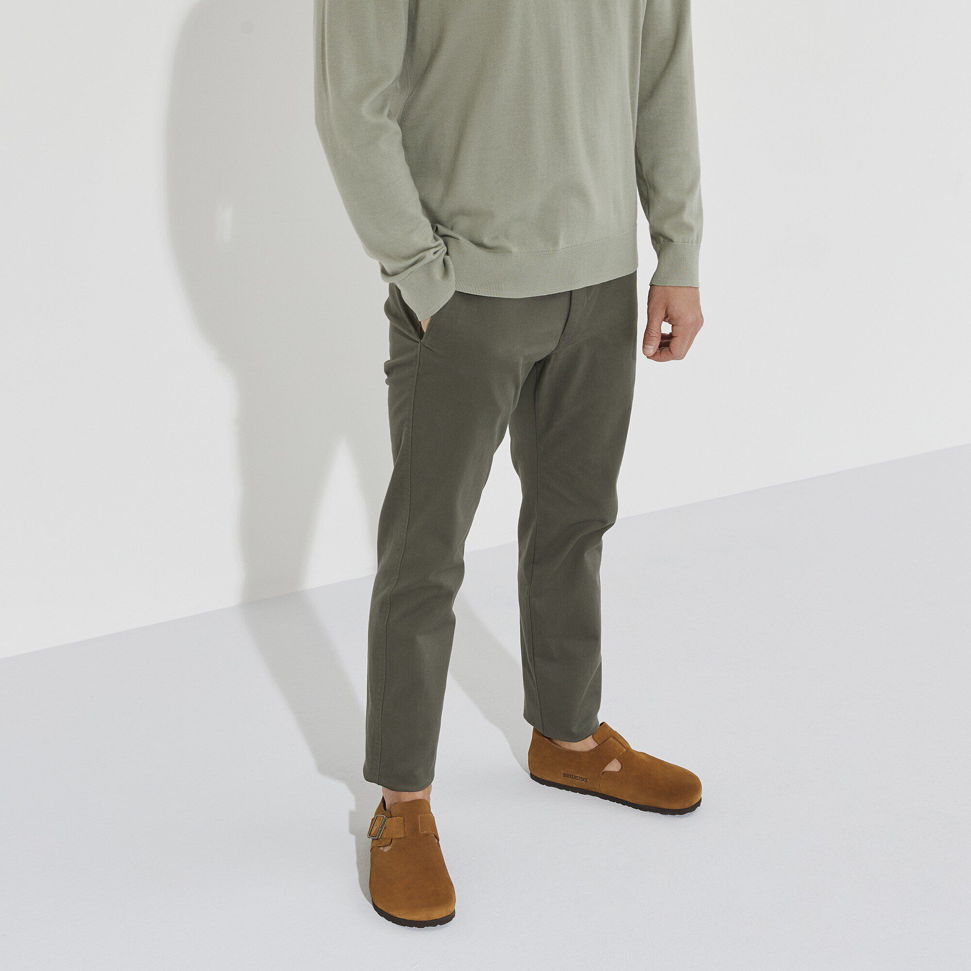 London Suede Leather - Image 5