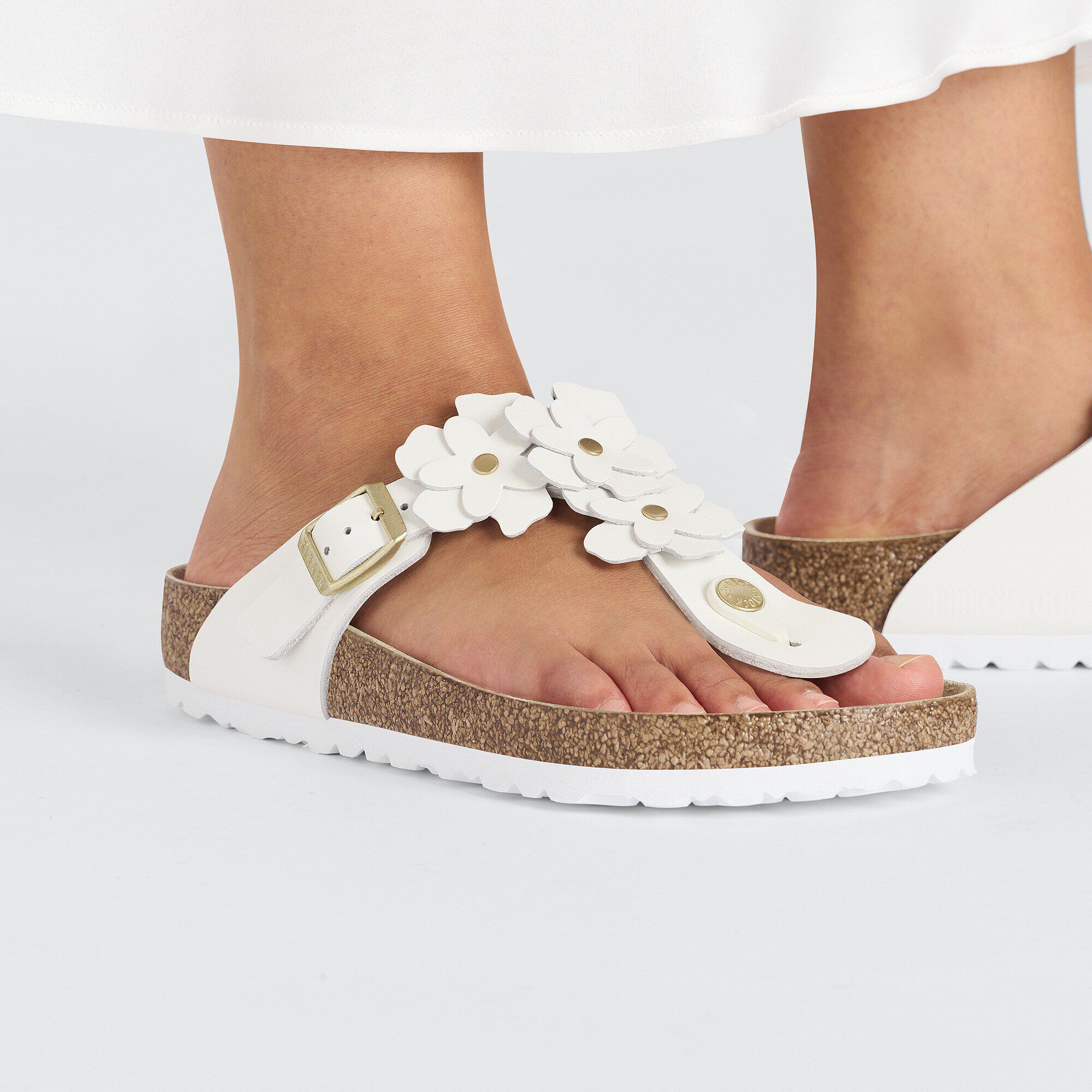 Gizeh Flower Embellishment Natural Leather - Image 8