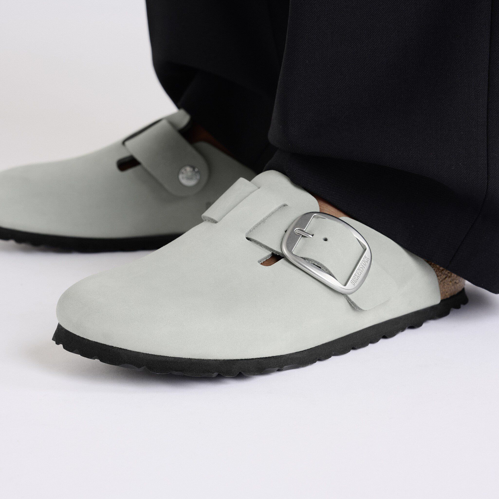 Boston Big Buckle Nubuk Leather - Image 7